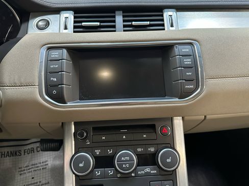 Used 2015 Land Rover Range Rover Evoque Pure Plus image 18