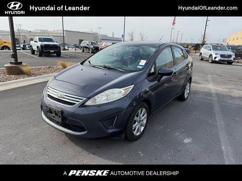 Used 2012 Ford Fiesta SE image 1