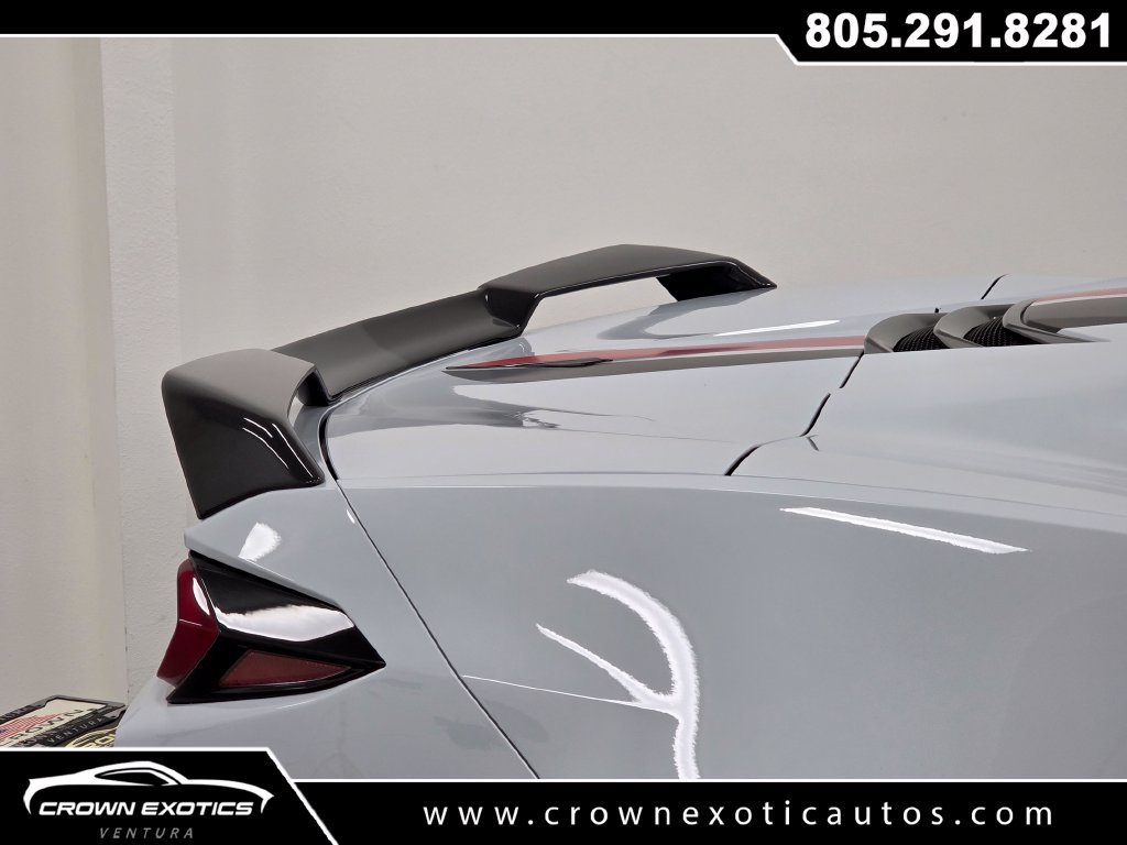 Used 2024 Chevrolet Corvette Stingray Premium Conv w/ Z51 Performance Package RWD image 10