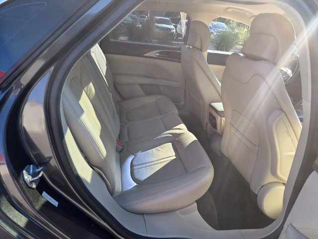 Used 2017 Lincoln MKZ Reserve FWD image 18