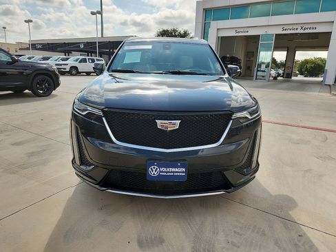 Used 2020 Cadillac XT6 Sport AWD/4WD image 2
