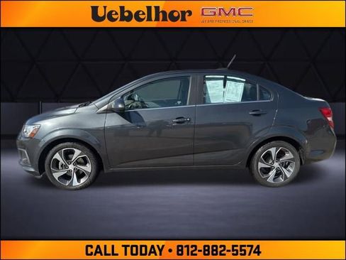 Used 2020 Chevrolet Sonic Premier image 15