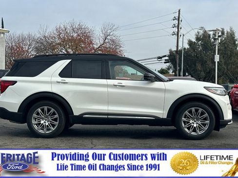 New 2026 Ford Explorer Platinum image 3