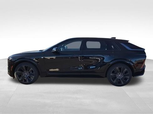 New 2026 Cadillac Lyriq Signature Sport w/ Nappa Leather Package AWD/4WD image 5