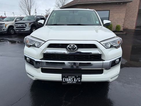 Used 2018 Toyota 4Runner Limited AWD/4WD image 2