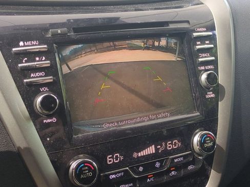 Used 2021 Nissan Murano SV FWD image 11