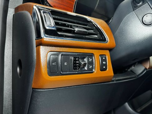 Used 2022 Lincoln Navigator L Reserve AWD/4WD image 27