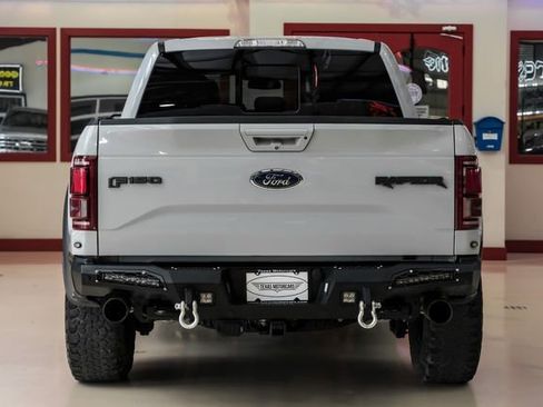 Used 2017 Ford F150 Raptor w/ Equipment Group 802A Luxury AWD/4WD image 12