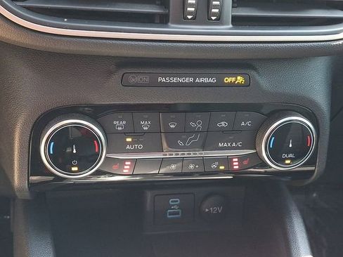 Used 2022 Ford Escape SEL w/ SEL Stealth AWD Package image 16