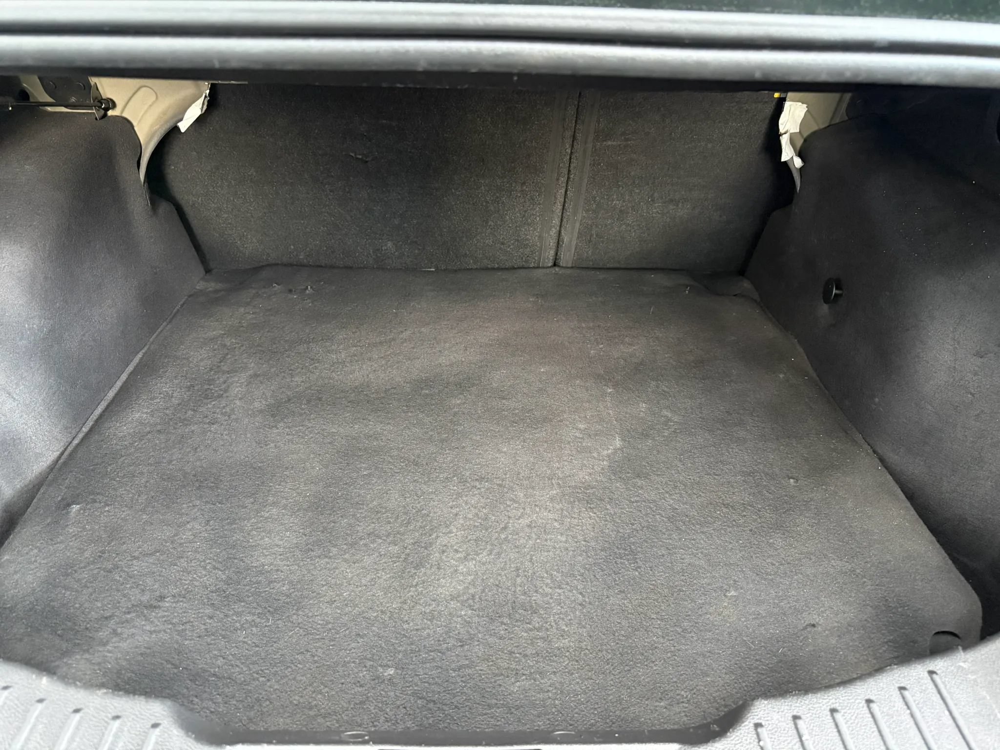 Used 2016 Ford Focus SE w/ Equipment Group 201A FWD image 9