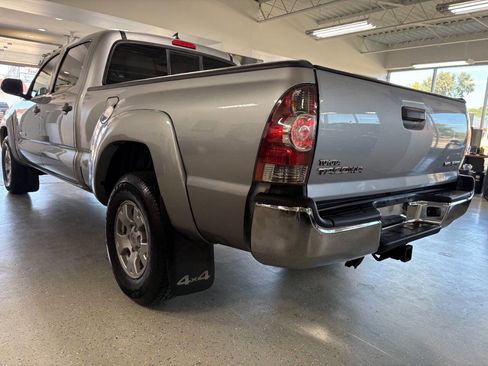 Used 2015 Toyota Tacoma 4x4 Double Cab image 10