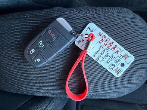 Used 2018 Jeep Renegade Latitude image 52