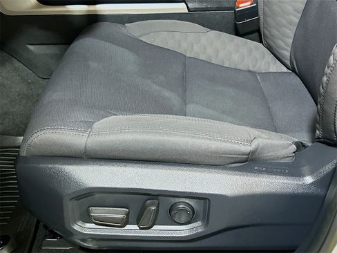 Used 2025 Toyota Tundra SR5 image 16