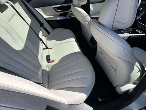 New 2026 Mercedes-Benz E 350 Sedan image 18