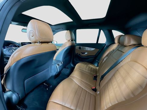 Used 2018 Mercedes-Benz GLC 43 AMG 4MATIC image 24