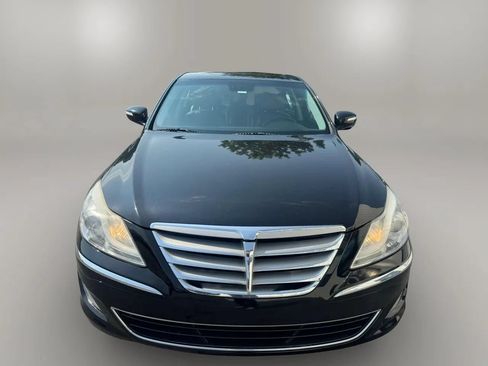 Used 2014 Hyundai Genesis 3.8 w/ Premium Package 02 RWD image 3