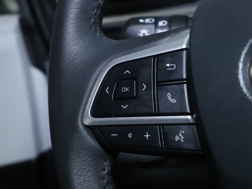 Used 2026 Toyota Sienna XLE AWD/4WD image 22