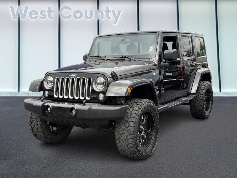 Used 2016 Jeep Wrangler Unlimited Sahara w/ Dual Top Group AWD/4WD image 9