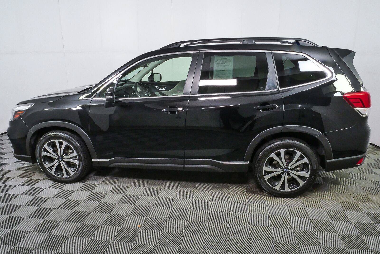 Used 2019 Subaru Forester Limited w/ Popular Package #3 AWD/4WD image 24