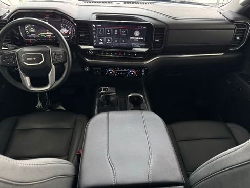 Used 2024 GMC Sierra 1500 Elevation w/ Elevation Premium Package image 10