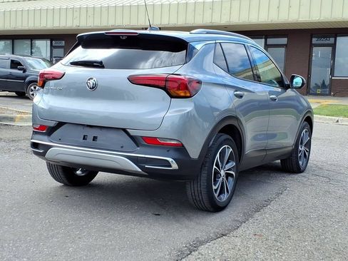 Used 2023 Buick Encore GX Essence w/ Advanced Technology Package FWD image 5