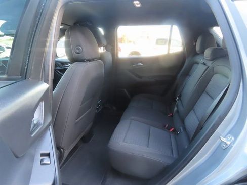 Used 2025 Chevrolet Equinox LT image 21