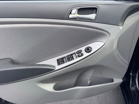 Used 2015 Hyundai Accent Sport image 16