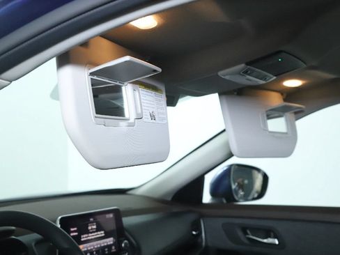 Certified 2023 Nissan Rogue SV AWD/4WD image 19