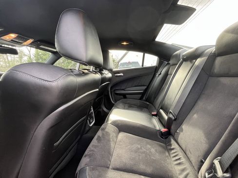Used 2022 Dodge Charger R/T w/ Plus Group image 19