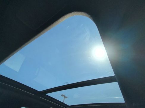 Certified 2021 Cadillac Escalade Premium Luxury image 6