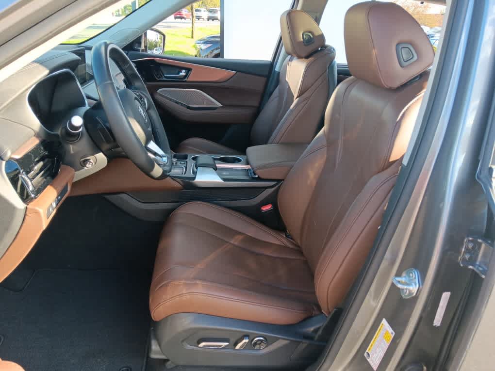 Used 2023 Acura MDX w/ Technology Package AWD/4WD image 21