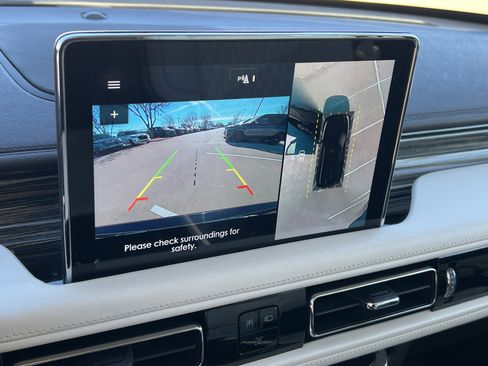 Used 2020 Lincoln Aviator Black Label w/ Dynamic Handling Package image 23