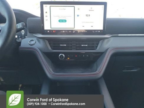 Used 2025 Ford Explorer ST-Line image 33