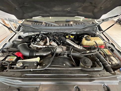 Used 2019 Ford F250 Lariat w/ Lariat Value Package image 33