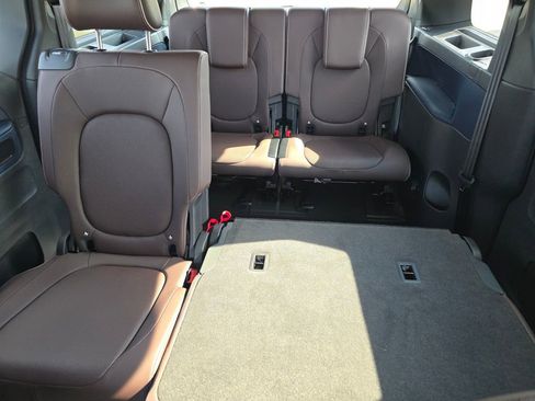 New 2025 Volkswagen ID. Buzz Pro S image 15