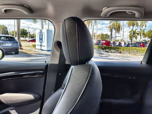 Used 2021 MINI Cooper S image 12