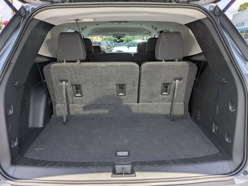 Used 2020 Chevrolet Traverse LS FWD image 7