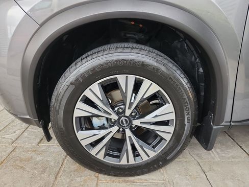 Certified 2023 Nissan Rogue SV image 6