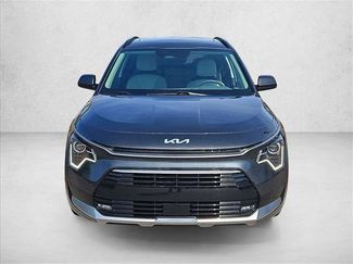 Used 2024 Kia Niro EX Touring FWD video 2