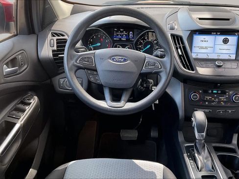 Used 2018 Ford Escape SE w/ SE Sync 3 Package FWD image 5