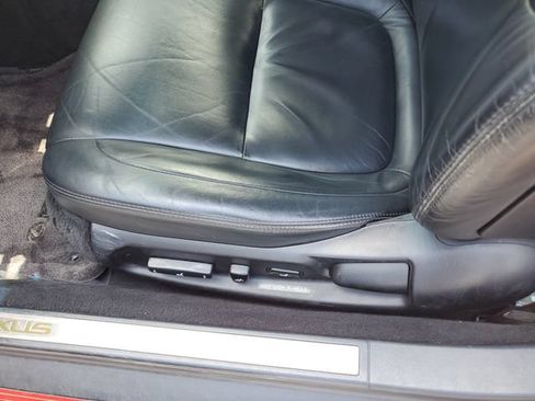 Used 2005 Lexus SC 430 Convertible RWD image 17