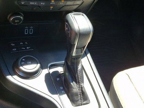 Used 2020 Ford Ranger Lariat w/ Equipment Group 501A Mid AWD/4WD image 19