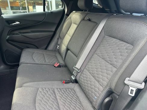 Used 2021 Chevrolet Equinox LT FWD image 12