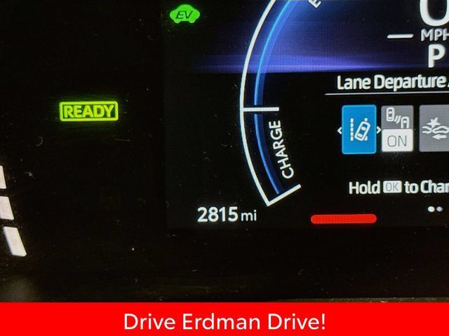 Used 2026 Toyota Camry SE FWD image 33