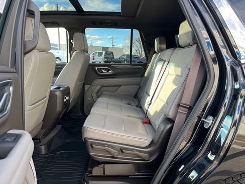 Used 2021 GMC Yukon SLT w/ SLT Luxury Package image 27