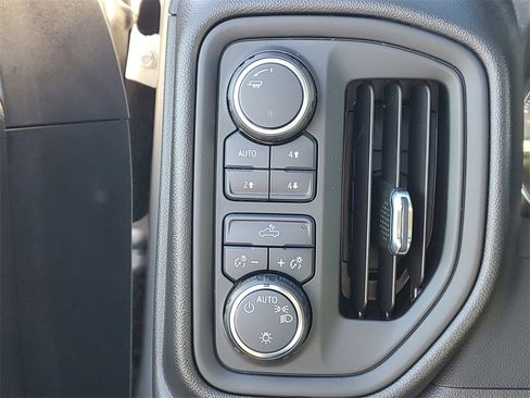 Used 2022 Chevrolet Silverado 1500 Custom Trail Boss w/ Safety Confidence Package image 17