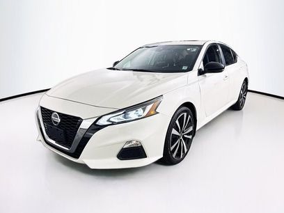 Used 2020 Nissan Altima 2.5 SR w/ Premium Package