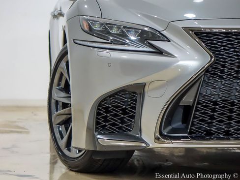 Used 2018 Lexus LS 500 F Sport w/ Accessory Package (Z2) AWD/4WD image 6