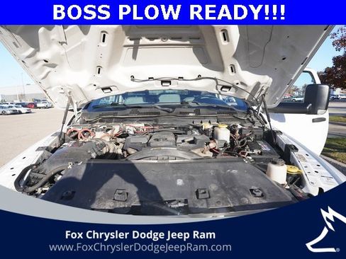 Used 2016 RAM 5500 Tradesman w/ Power & Remote Entry Group image 3