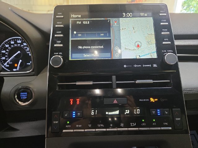 Used 2019 Toyota Avalon Limited w/ Advanced Safety Package FWD image 18